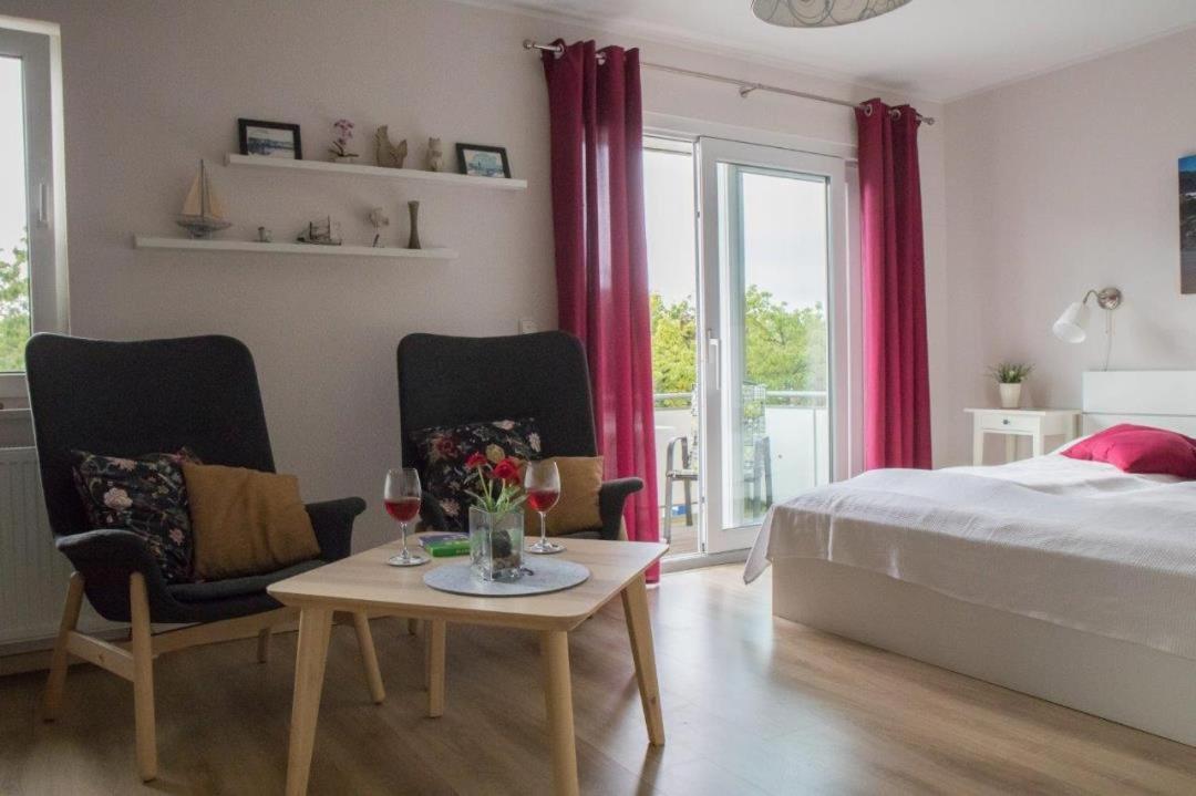 Studio 11 Im Haus Stranddistel, Modernes Studio Im 1 Og Fur 2 Personen In Zingst Luaran gambar