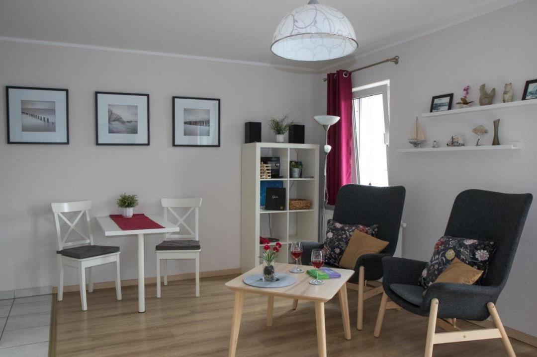 Studio 11 Im Haus Stranddistel, Modernes Studio Im 1 Og Fur 2 Personen In Zingst Luaran gambar