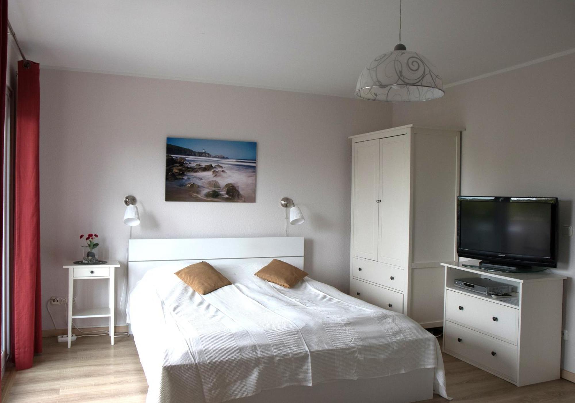 Studio 11 Im Haus Stranddistel, Modernes Studio Im 1 Og Fur 2 Personen In Zingst Luaran gambar